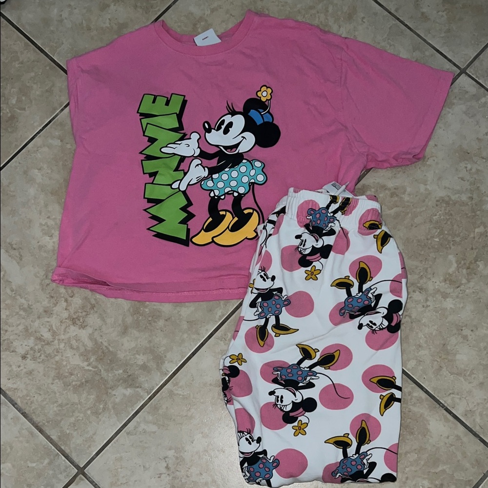Disney Minnie Mouse Pink and White Pajama Set